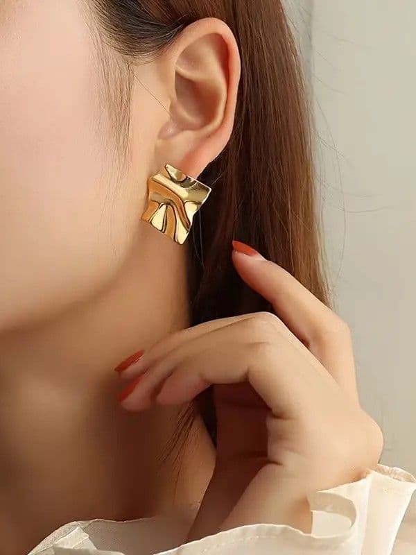 Серьги-гвоздики массивные геометрия винтаж (золото)