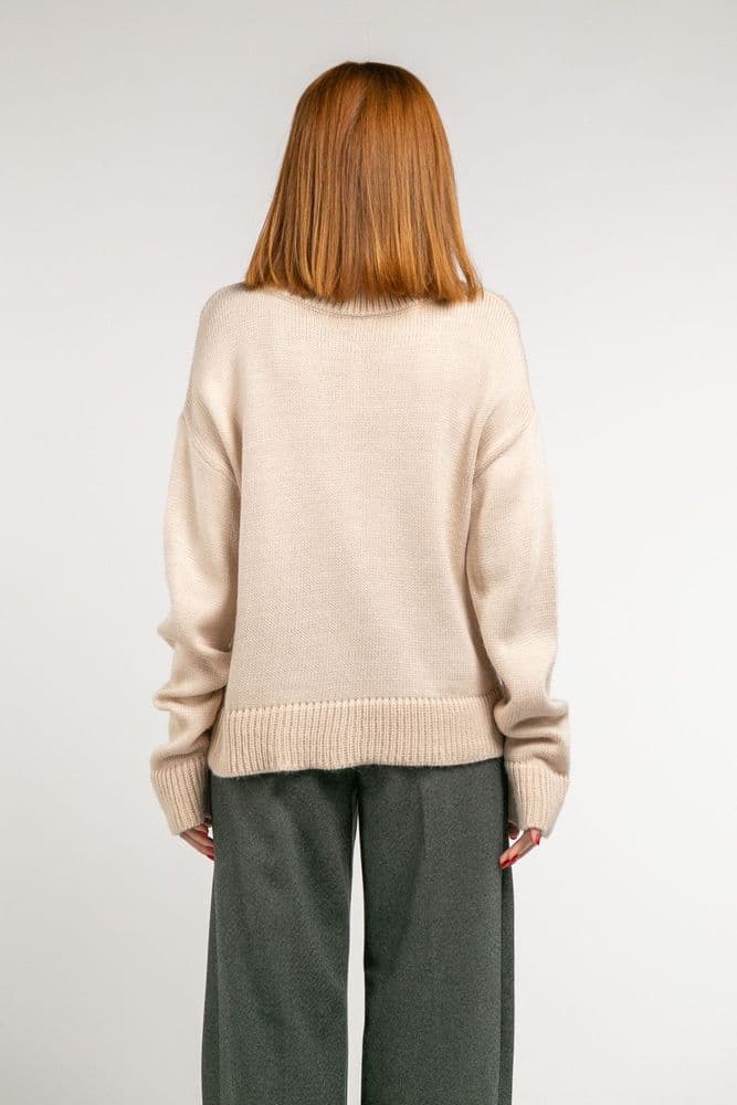 Светр оверсайз з широким коміром (беж) ONE SIZE — 3