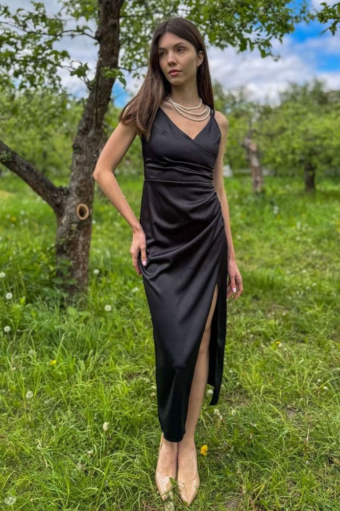 Плаття міді з V-подібним вирізом — 2