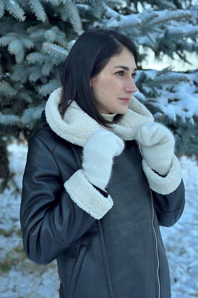 Дубленка с капюшоном на молнии овчина (черный+молоко) — 3