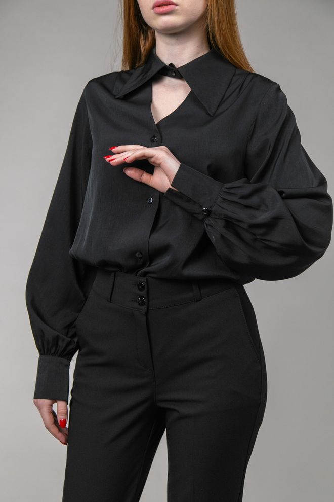 Блуза с вшитым воротником-чокером (черный)